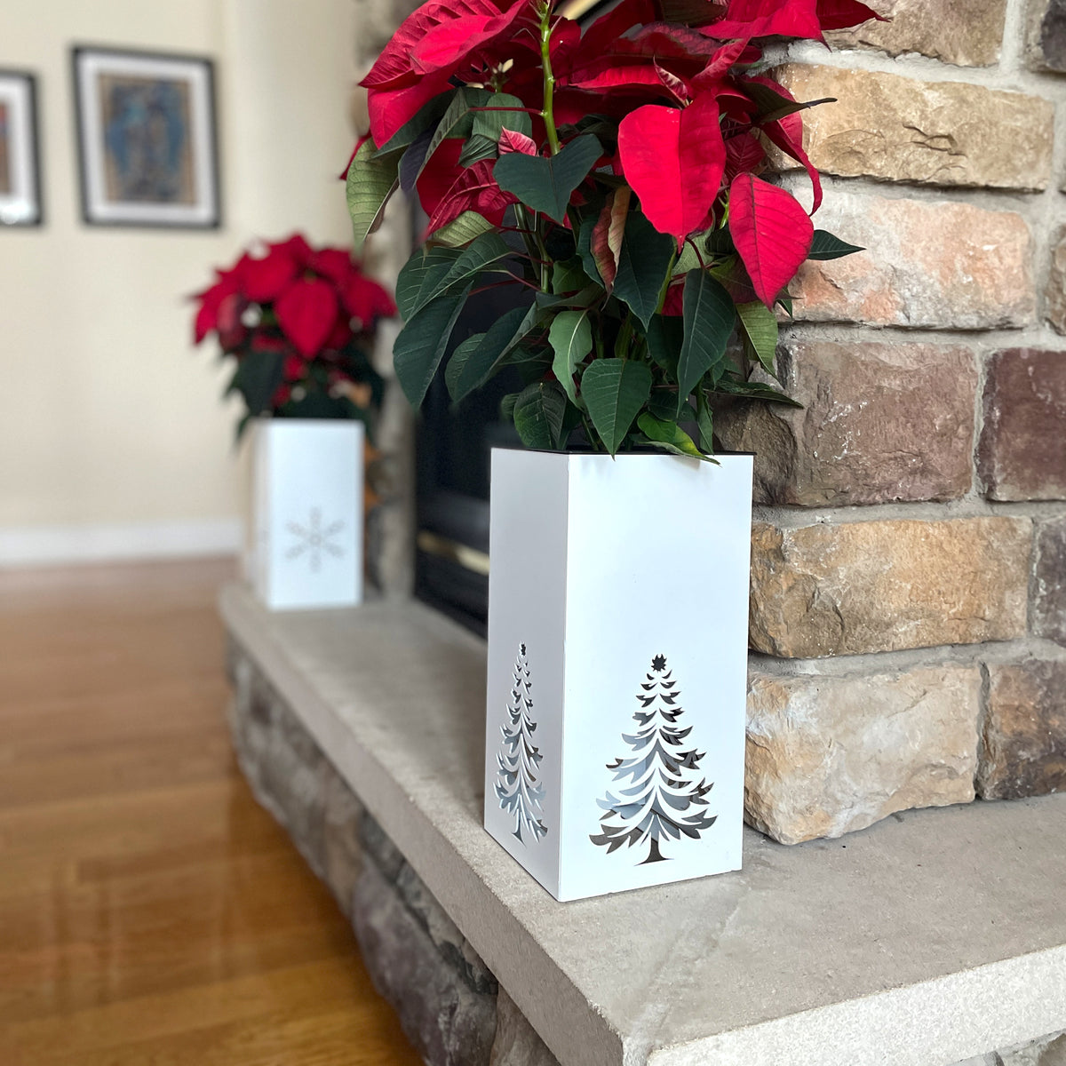 Christmas Decor - Centerpiece - Poinsettia Christmas Planter