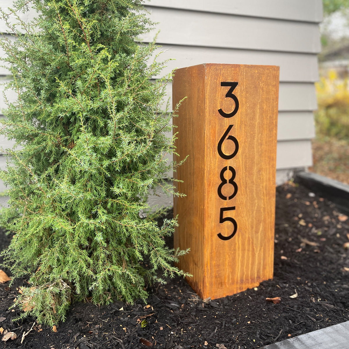 Rusted Metal Address Column : Wide Modern Address Column with Solar Light