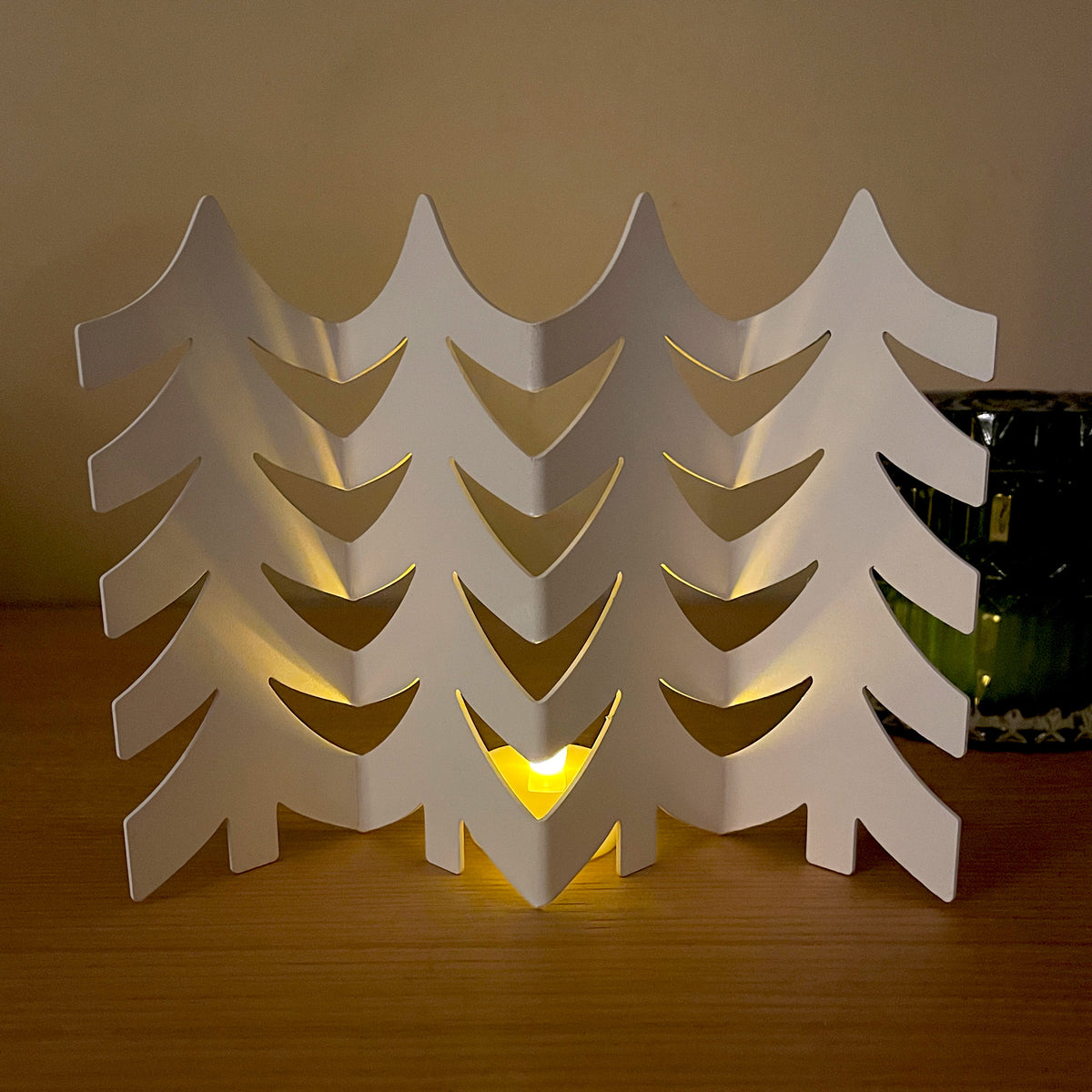 Forever Folded Christmas Tree – Metal Paper Garland Style Mantel Decor