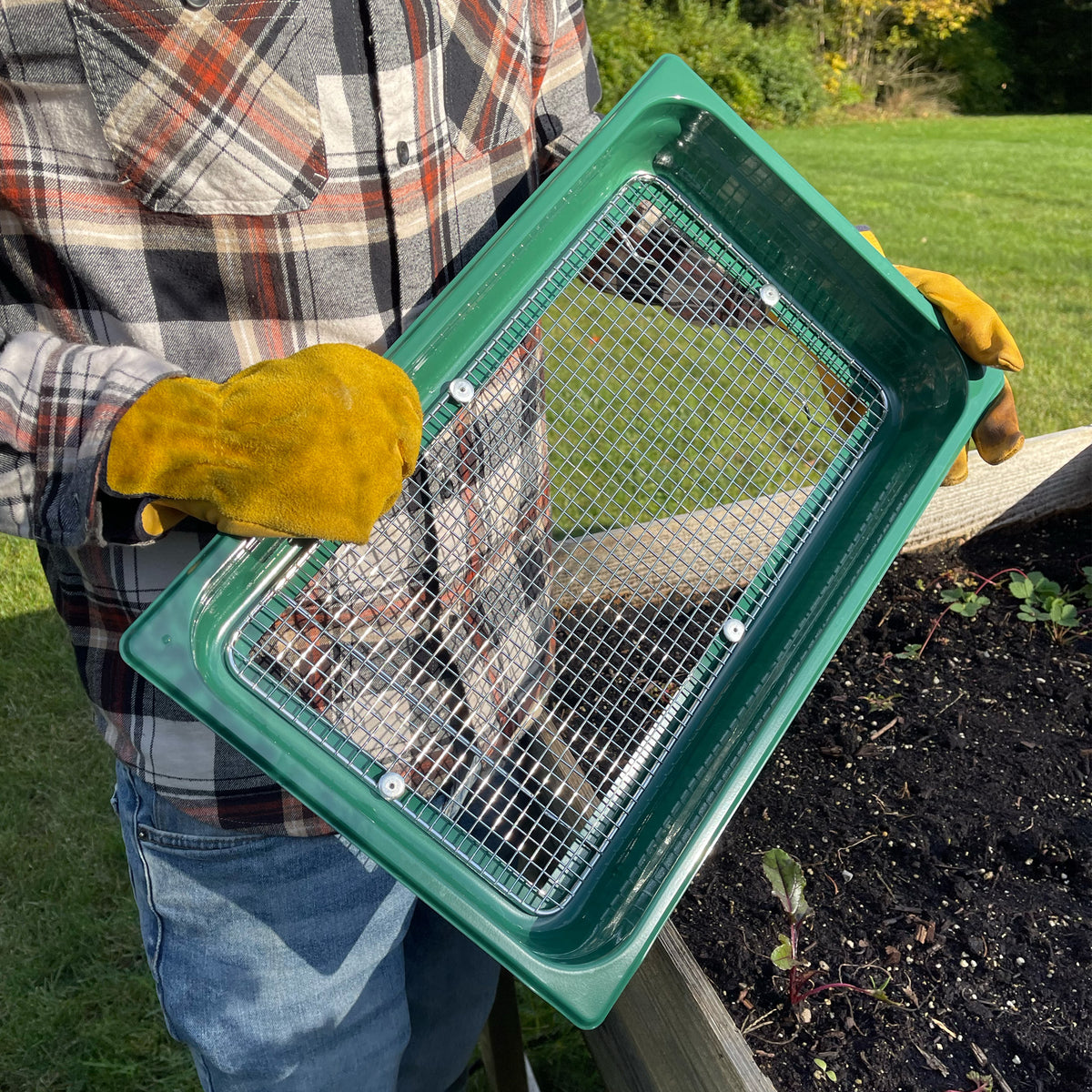 Garden Sifter - Compost, Dirt and Potting Soil