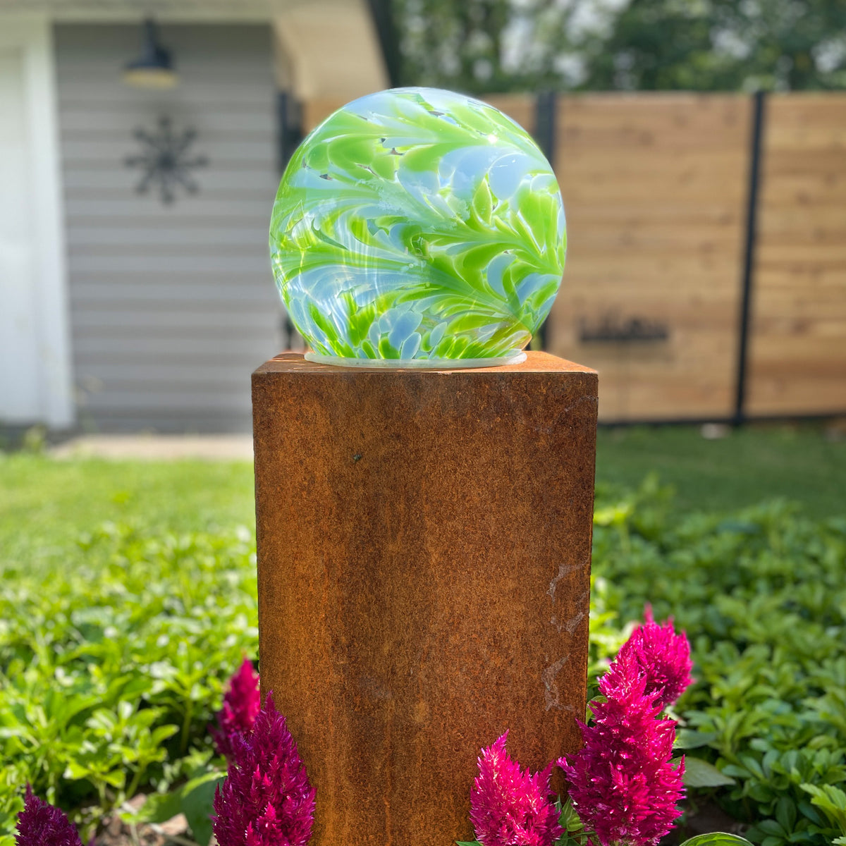 Solar Gazing Globe with Garden Stand | Rusty Patina Column with Gazing Globe