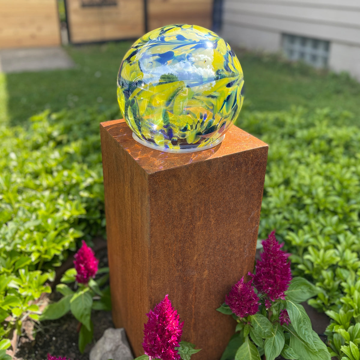 Solar Gazing Globe with Garden Stand | Rusty Patina Column with Gazing Globe