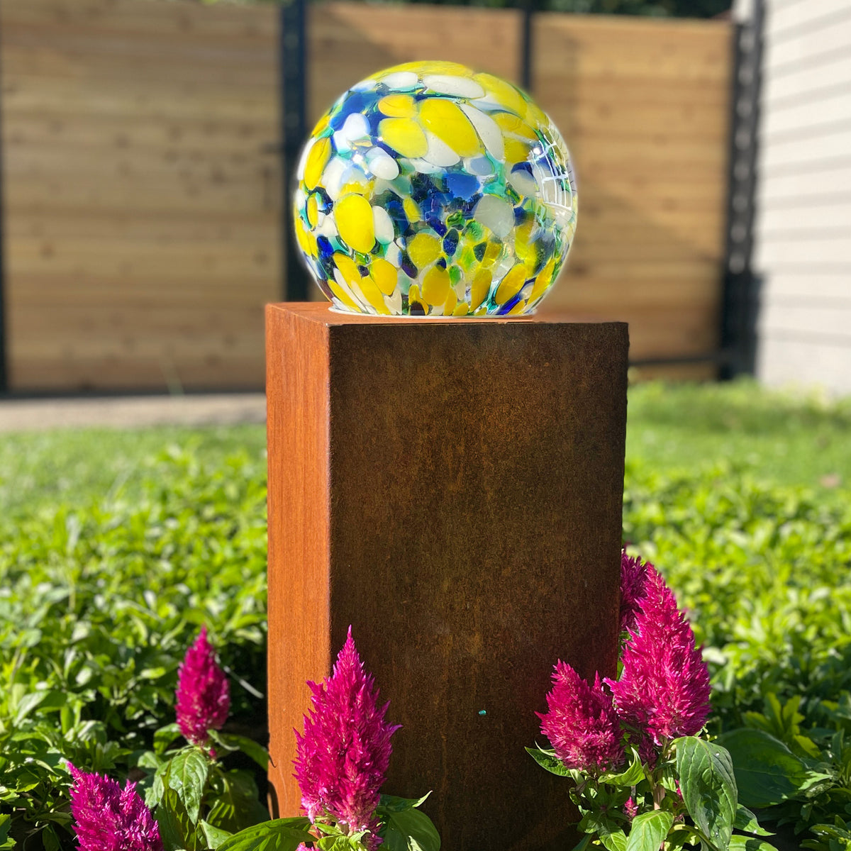 Solar Gazing Globe with Garden Stand | Rusty Patina Column with Gazing Globe