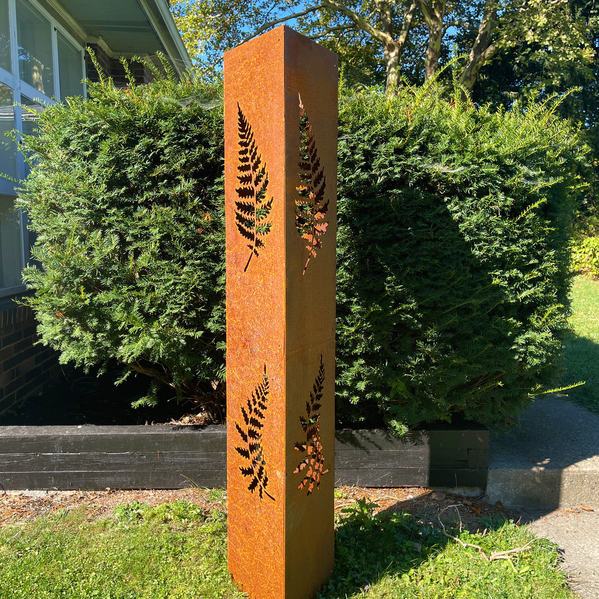 EXTRA LARGE Metal Garden Column | 6ft Tall Rusted Fern Garden Art