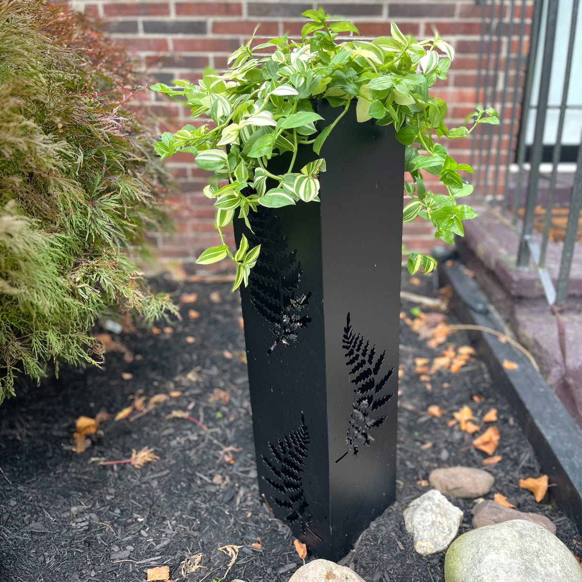 plant pot lights outdoor Tall Garden Planters with Solar Lights