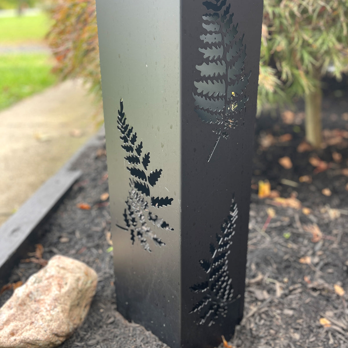 Metal Garden Planters - Fern Garden Planters with Solar Lights