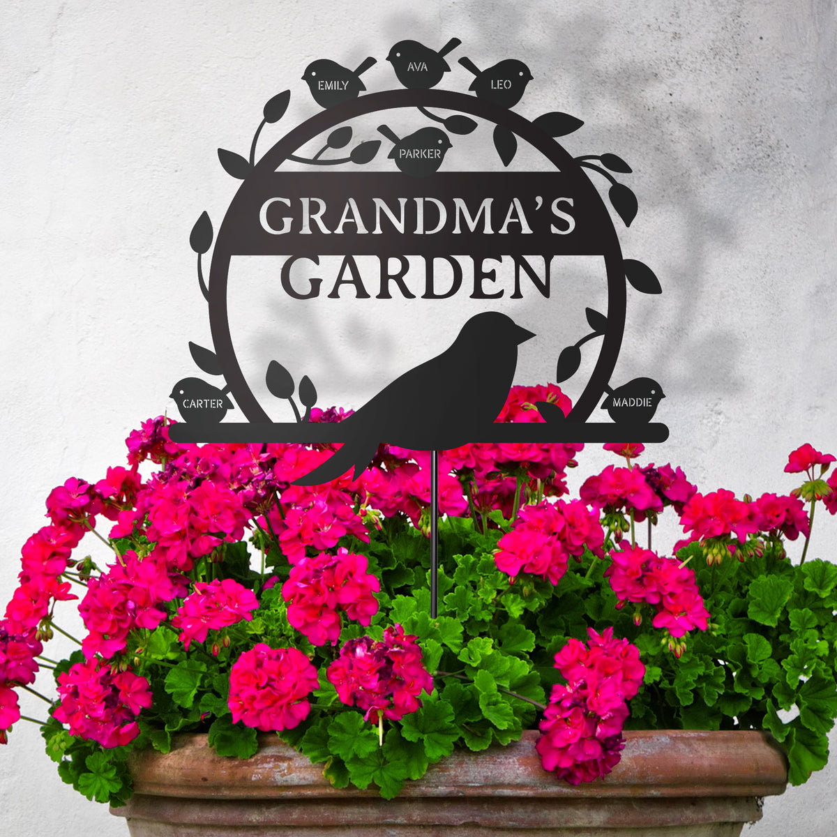 Personalized Metal Garden Stake - Mama&#39;s Birds