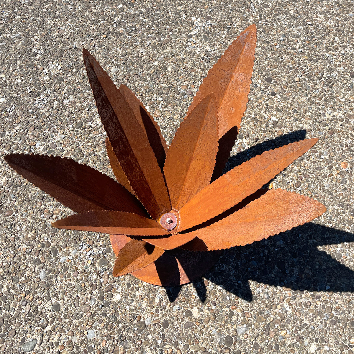 Rusted Steel Agave Cactus Garden Sculpture: Southwestern Landscape Art