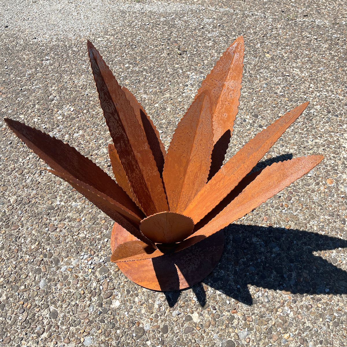 Rusted Steel Agave Cactus Garden Sculpture: Southwestern Landscape Art