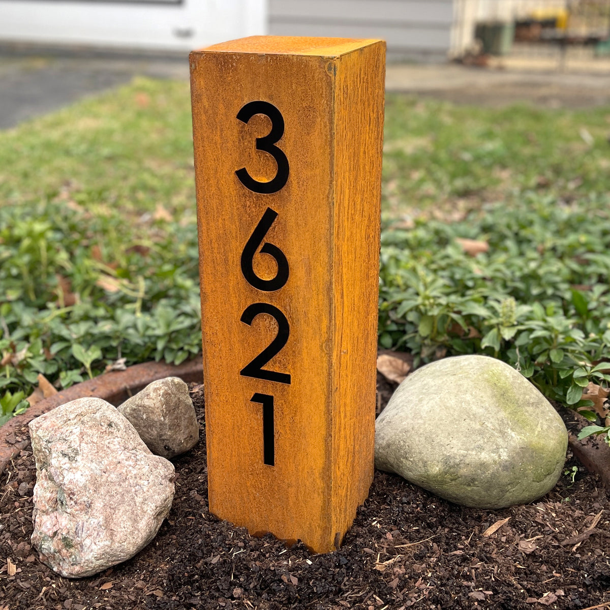 Rusted Metal House Number Column : Modern Address Column with Solar Light