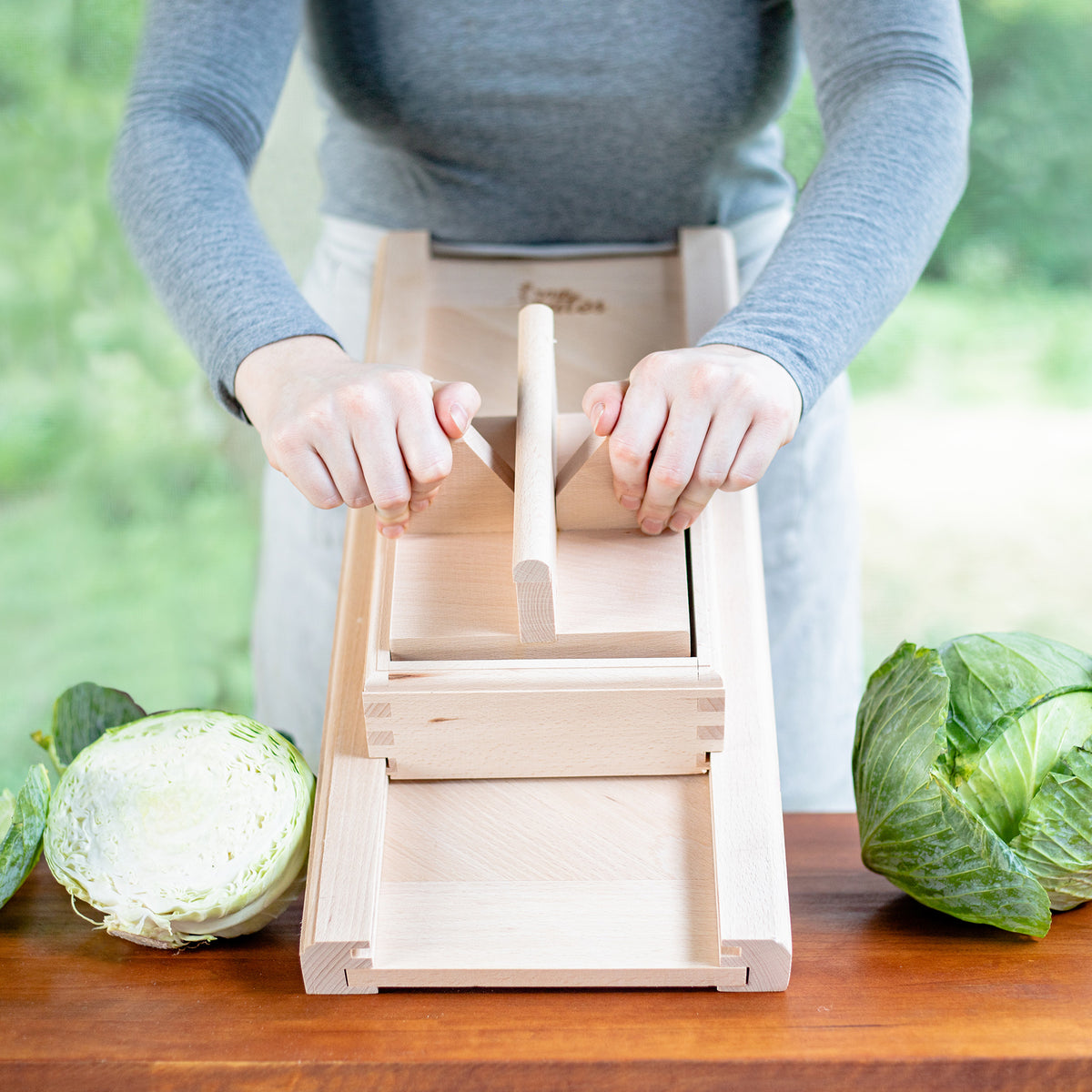 Raw Rutes - Compact Wooden Cabbage Shredder with Hand Guard