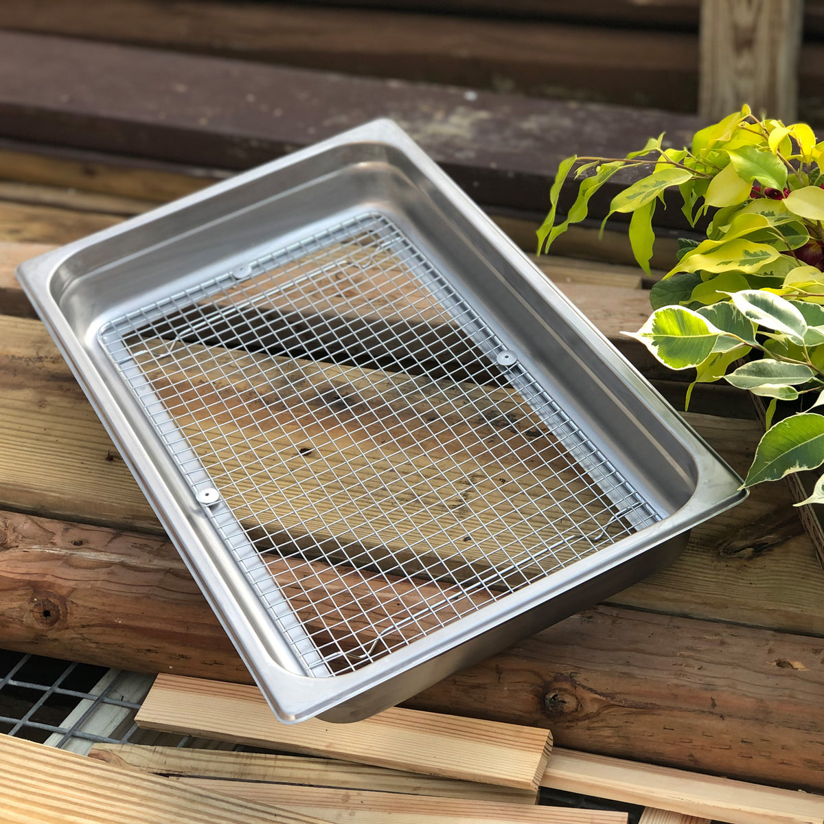 Stainless Garden Sifter - Compost, Dirt and Potting Soil