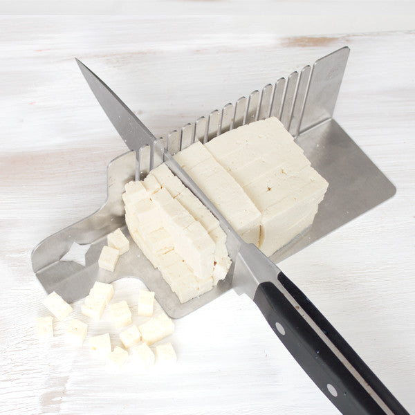 https://www.rawrutes.com/cdn/shop/products/Samurai_Tofu_Slicer3_1200x.jpg?v=1562247709